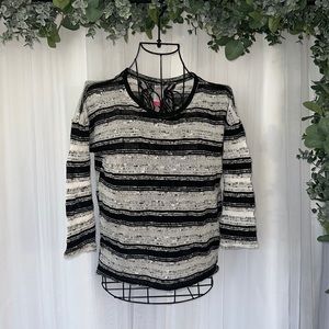 NOBO Girls Small Size 3-5 Loose Woven Top w Lace Back